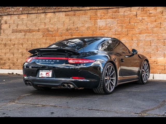 2015 Porsche 911 Carrera 4S