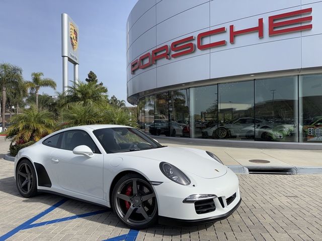 2015 Porsche 911 Carrera GTS