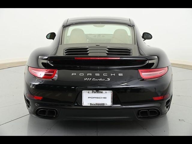 2015 Porsche 911 Turbo S