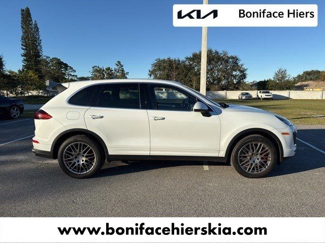 2015 Porsche Cayenne Turbo