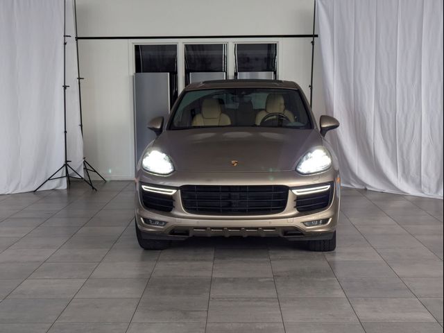 2015 Porsche Cayenne Turbo