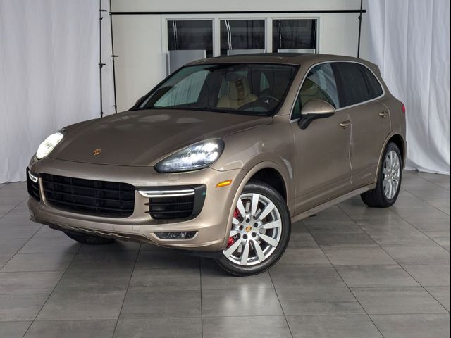 2015 Porsche Cayenne Turbo