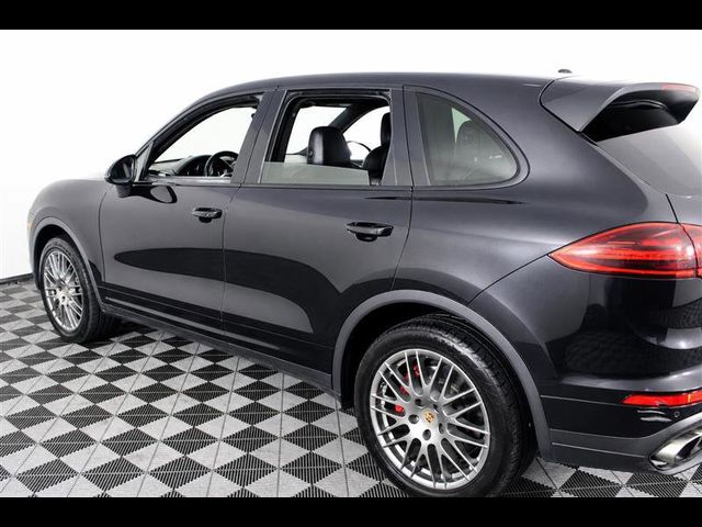 2015 Porsche Cayenne Turbo