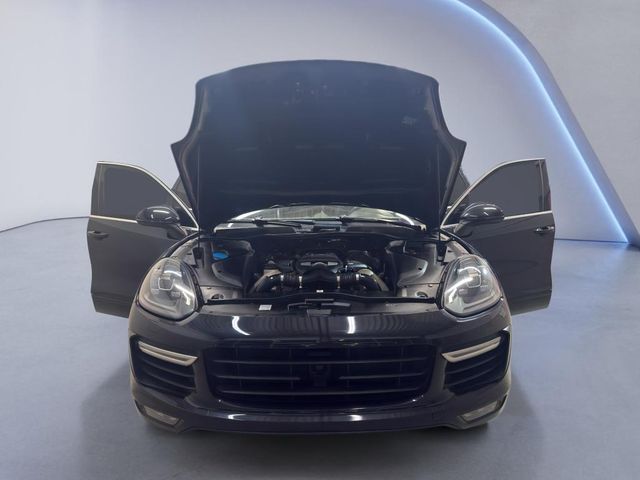 2015 Porsche Cayenne Turbo