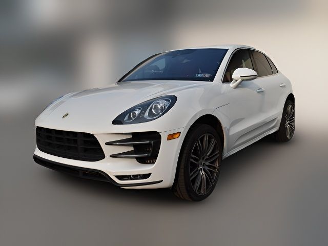 2015 Porsche Macan Turbo