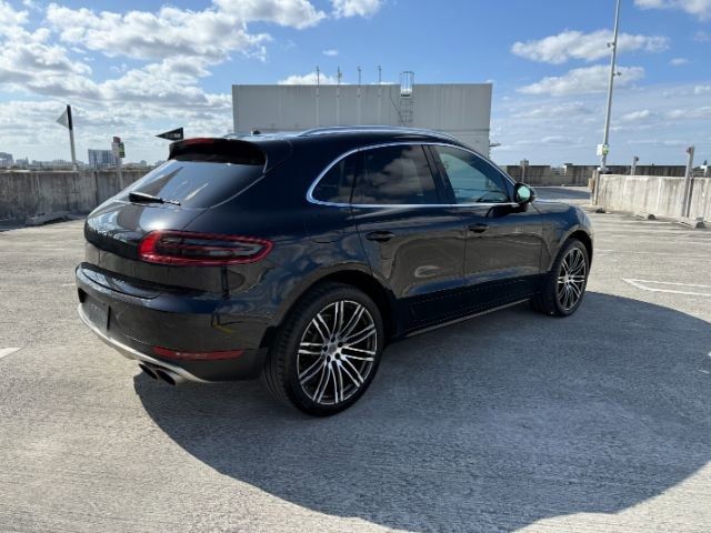 2015 Porsche Macan S