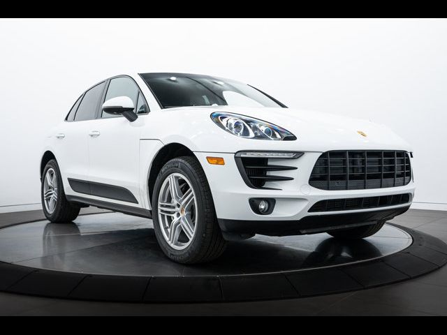 2015 Porsche Macan S