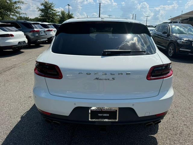 2015 Porsche Macan S