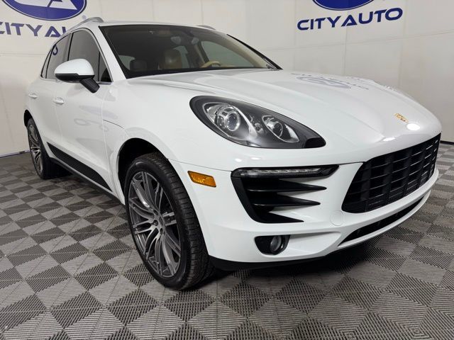 2015 Porsche Macan S