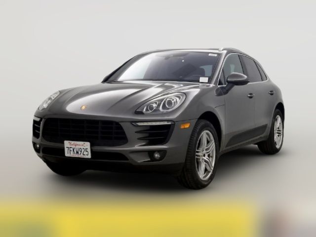 2015 Porsche Macan S