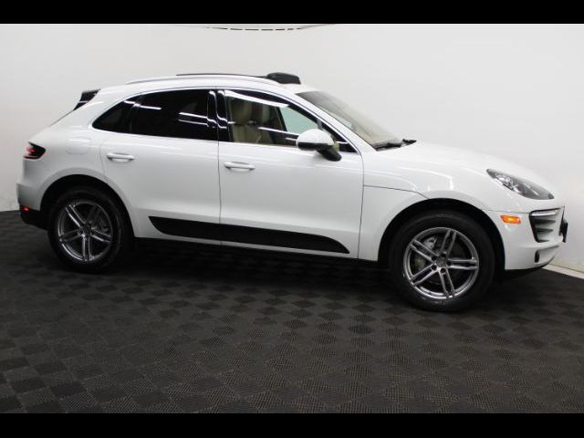 2015 Porsche Macan S