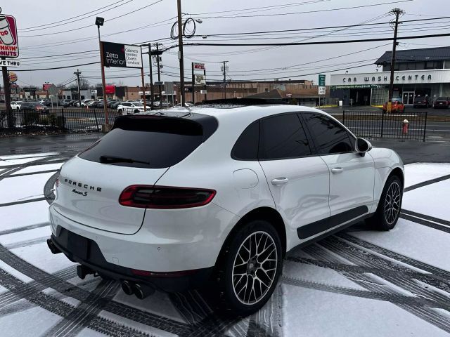 2015 Porsche Macan S