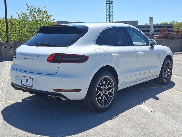 2015 Porsche Macan Turbo