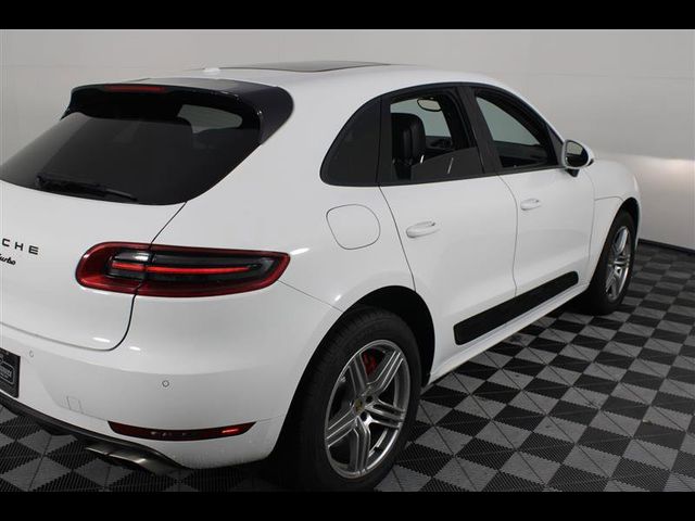 2015 Porsche Macan Turbo