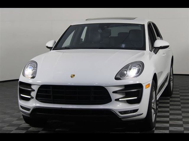2015 Porsche Macan Turbo
