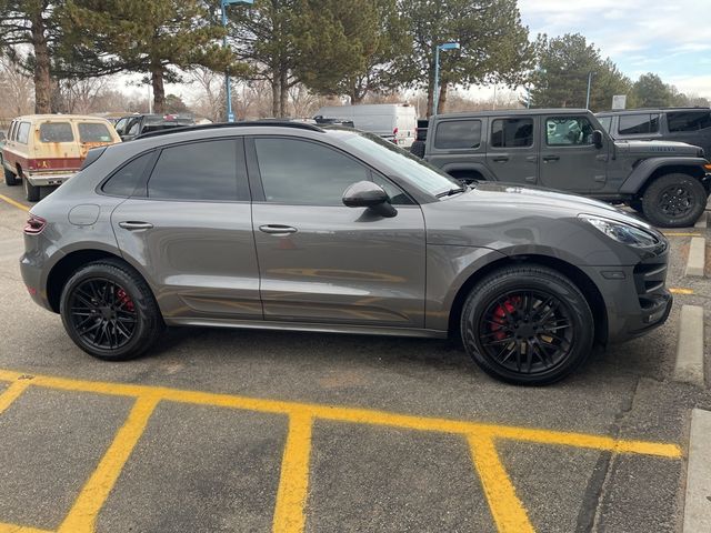 2015 Porsche Macan Turbo