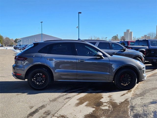 2015 Porsche Macan Turbo