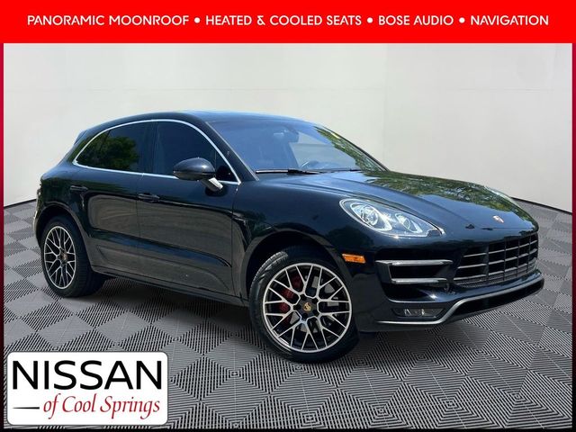 2015 Porsche Macan Turbo