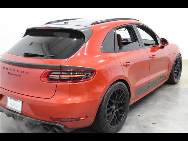 2015 Porsche Macan Turbo