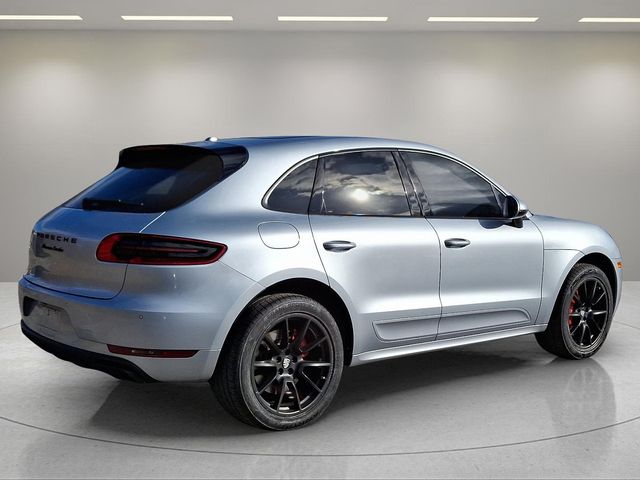 2015 Porsche Macan Turbo