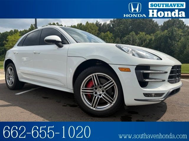 2015 Porsche Macan Turbo