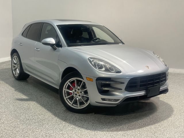 2015 Porsche Macan Turbo