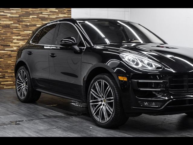 2015 Porsche Macan Turbo