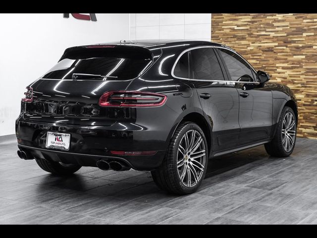 2015 Porsche Macan Turbo