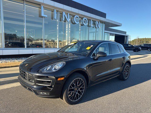 2015 Porsche Macan Turbo