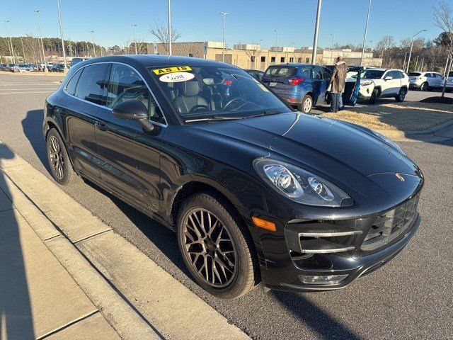 2015 Porsche Macan Turbo