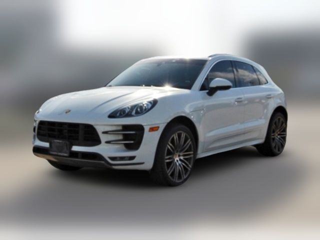 2015 Porsche Macan Turbo