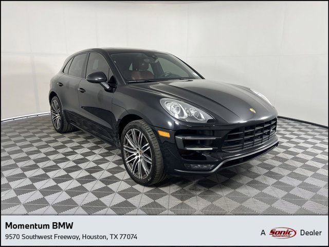 2015 Porsche Macan Turbo