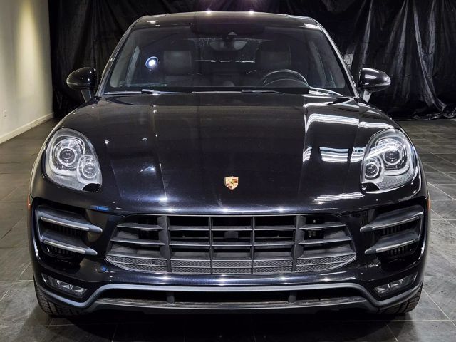 2015 Porsche Macan Turbo