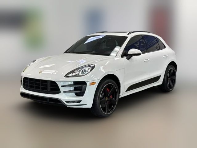 2015 Porsche Macan Turbo