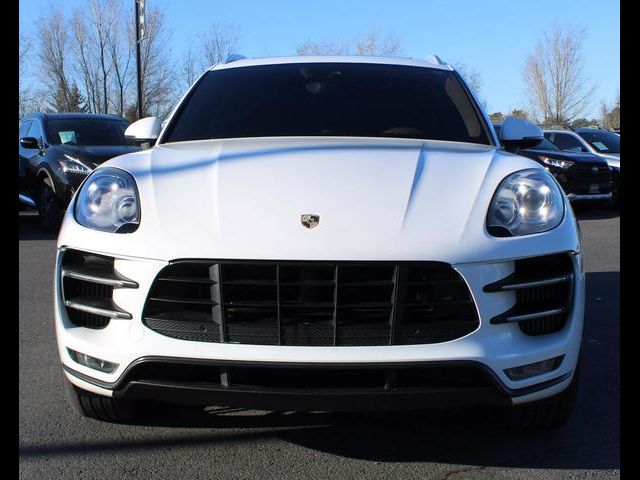 2015 Porsche Macan Turbo