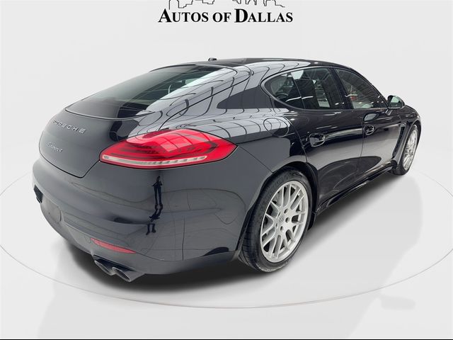 2015 Porsche Panamera Base