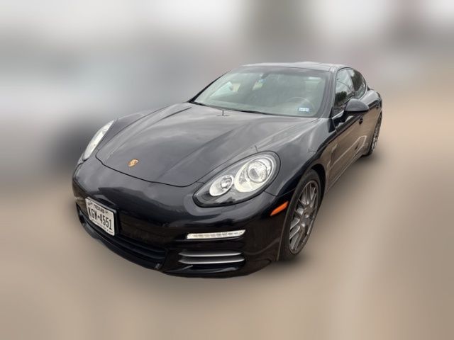 2015 Porsche Panamera Base