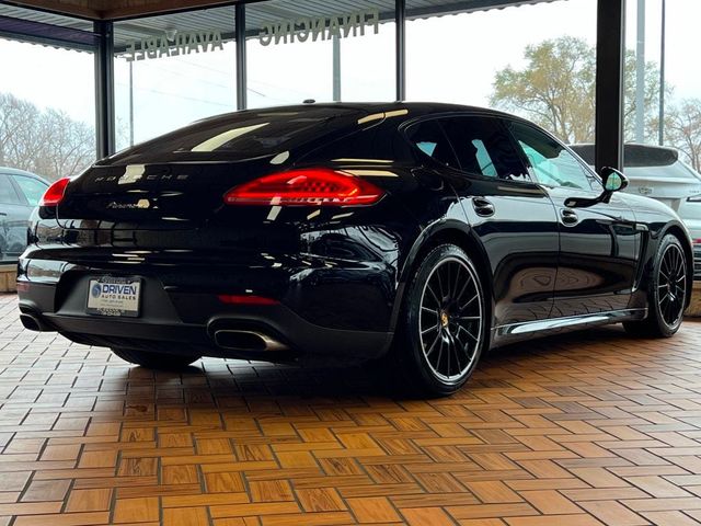 2015 Porsche Panamera 4