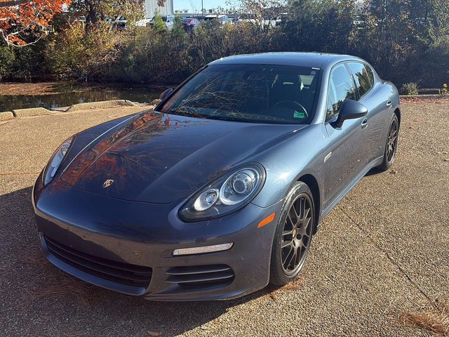 2015 Porsche Panamera 4