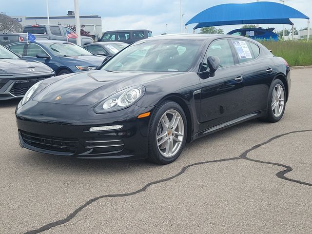 2015 Porsche Panamera 4