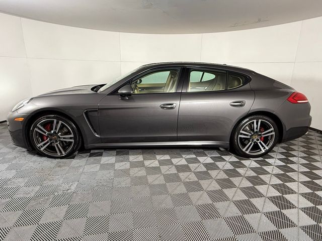 2015 Porsche Panamera 4