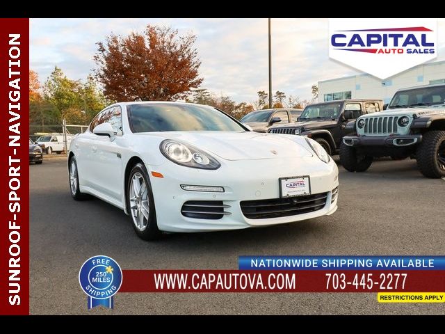 2015 Porsche Panamera 4