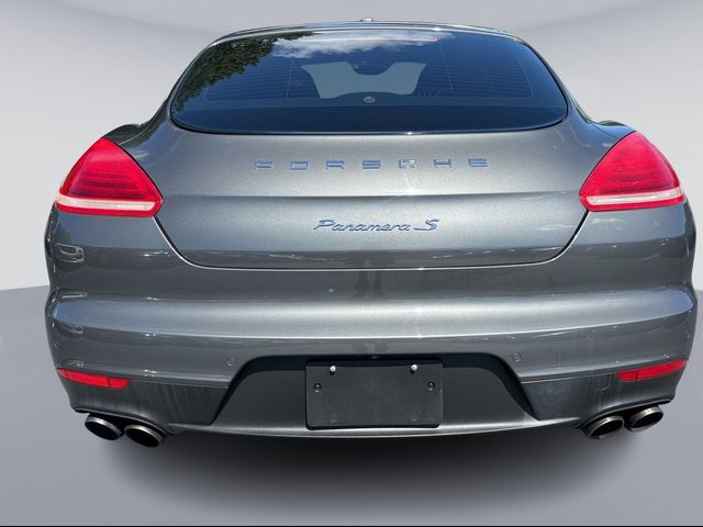 2015 Porsche Panamera S