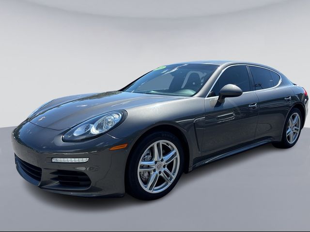 2015 Porsche Panamera S