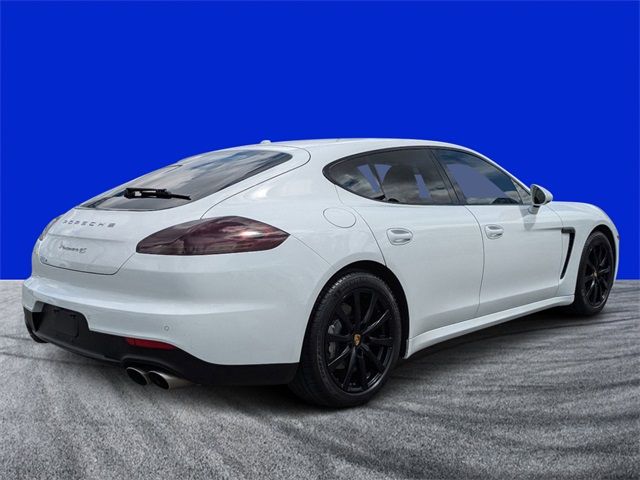 2015 Porsche Panamera 4S