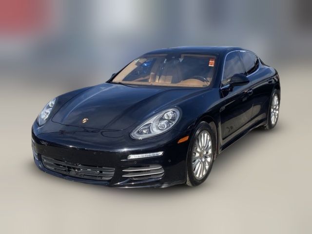 2015 Porsche Panamera 4S