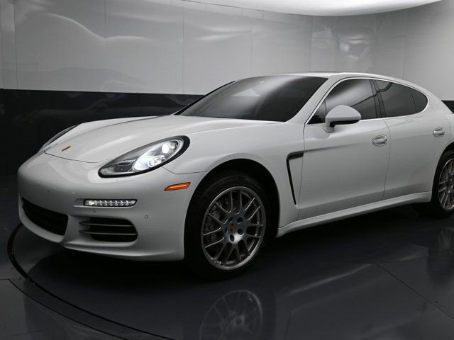 2015 Porsche Panamera 4S