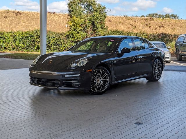 2015 Porsche Panamera 4S