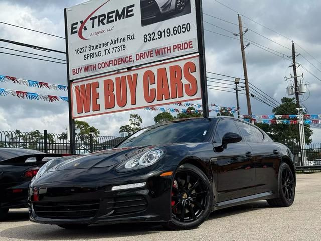 2015 Porsche Panamera 4