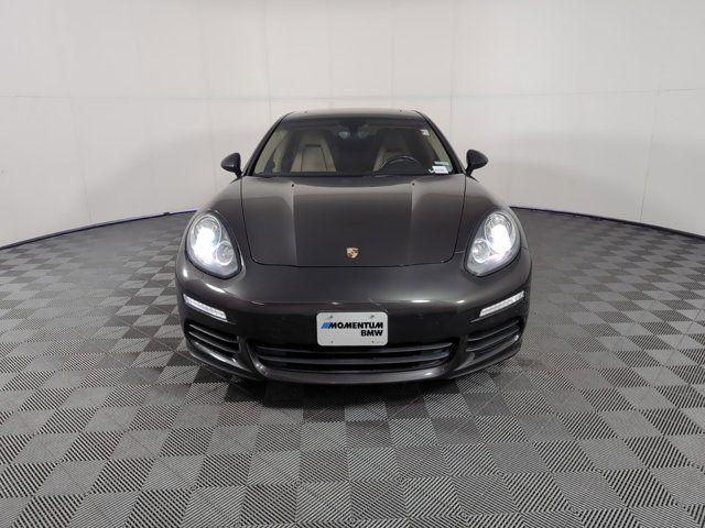 2015 Porsche Panamera Base